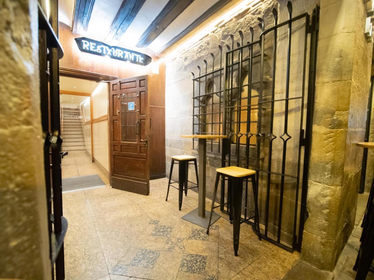 Casa Otano Hotel Pamplona Buitenkant foto