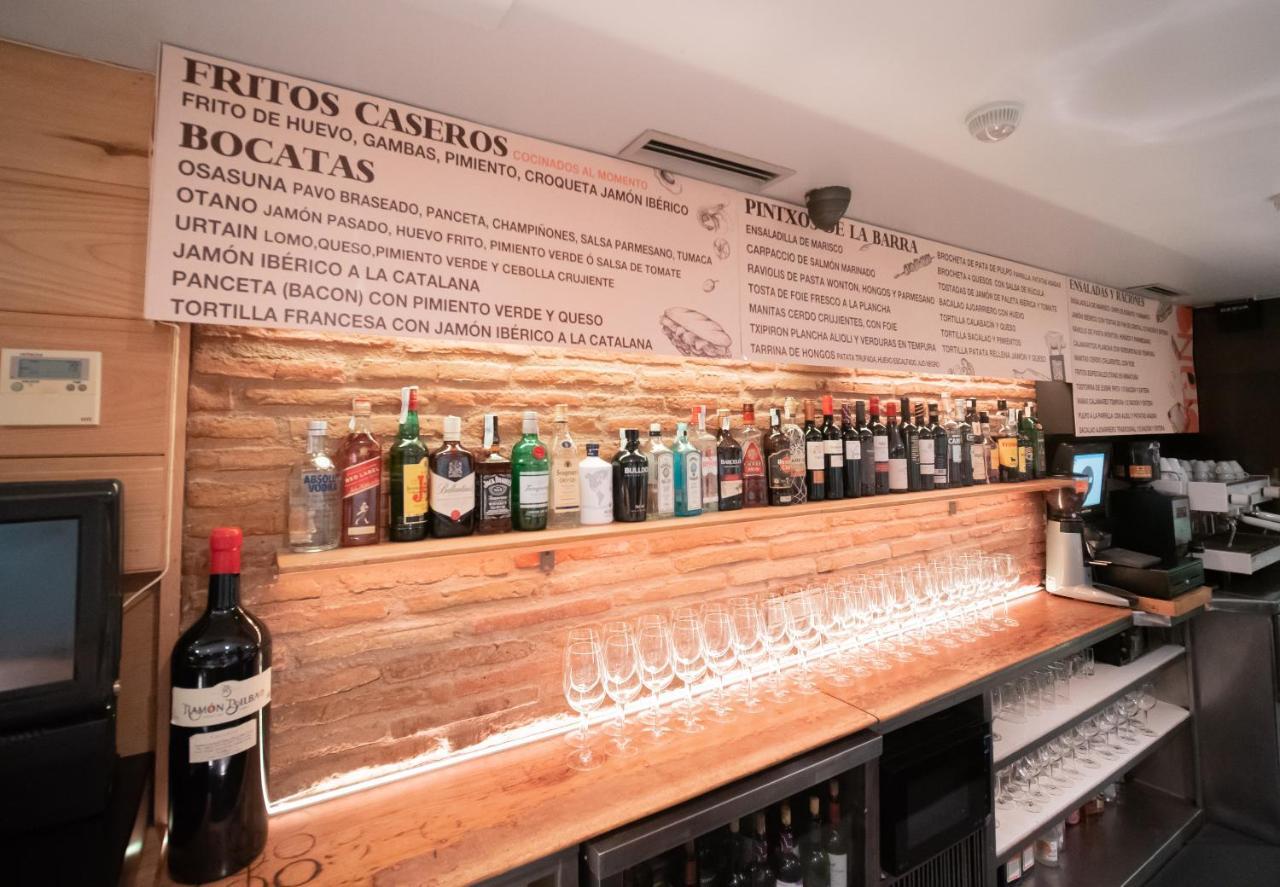 Casa Otano Hotel Pamplona Buitenkant foto