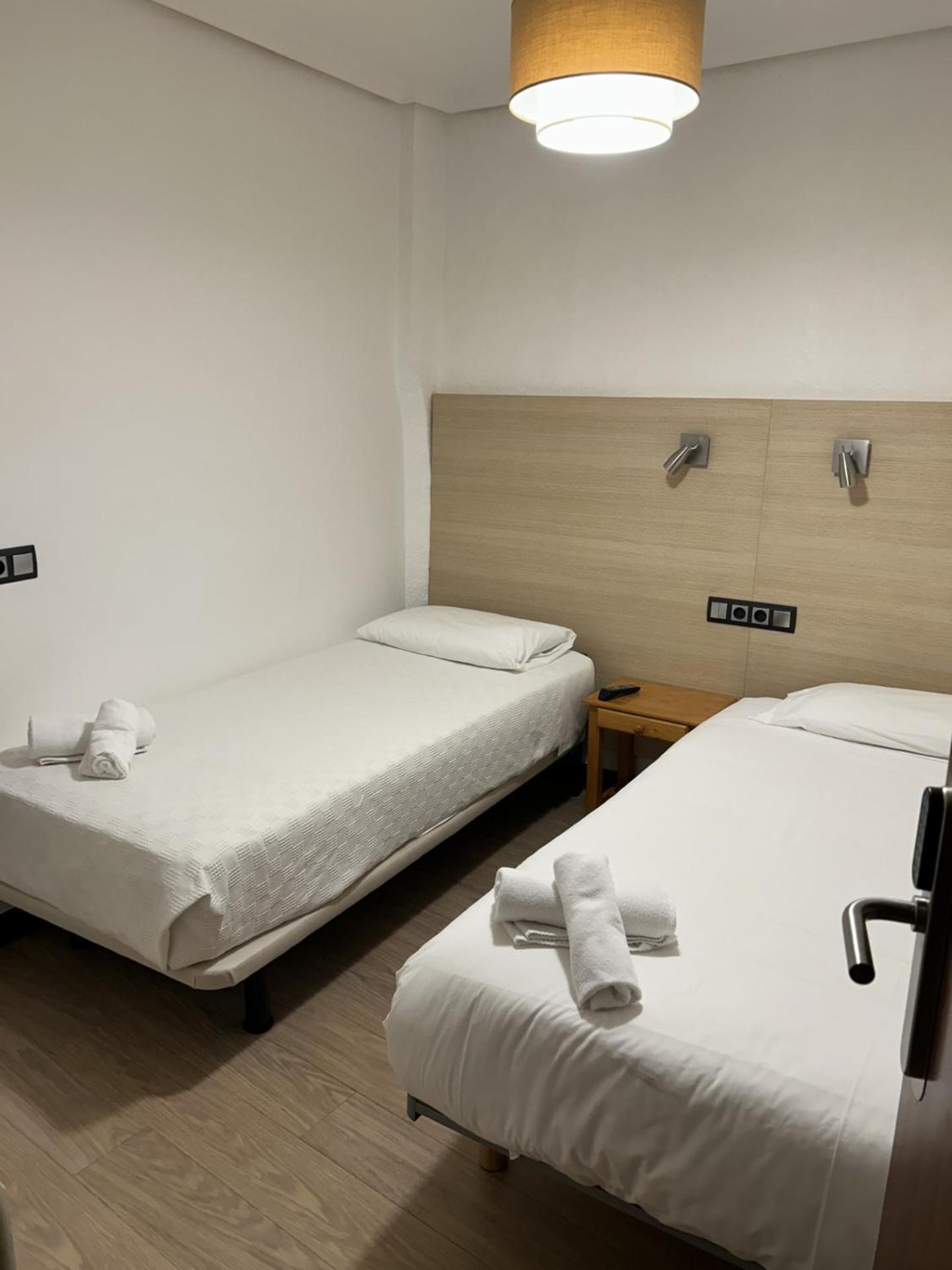 Casa Otano Hotel Pamplona Buitenkant foto
